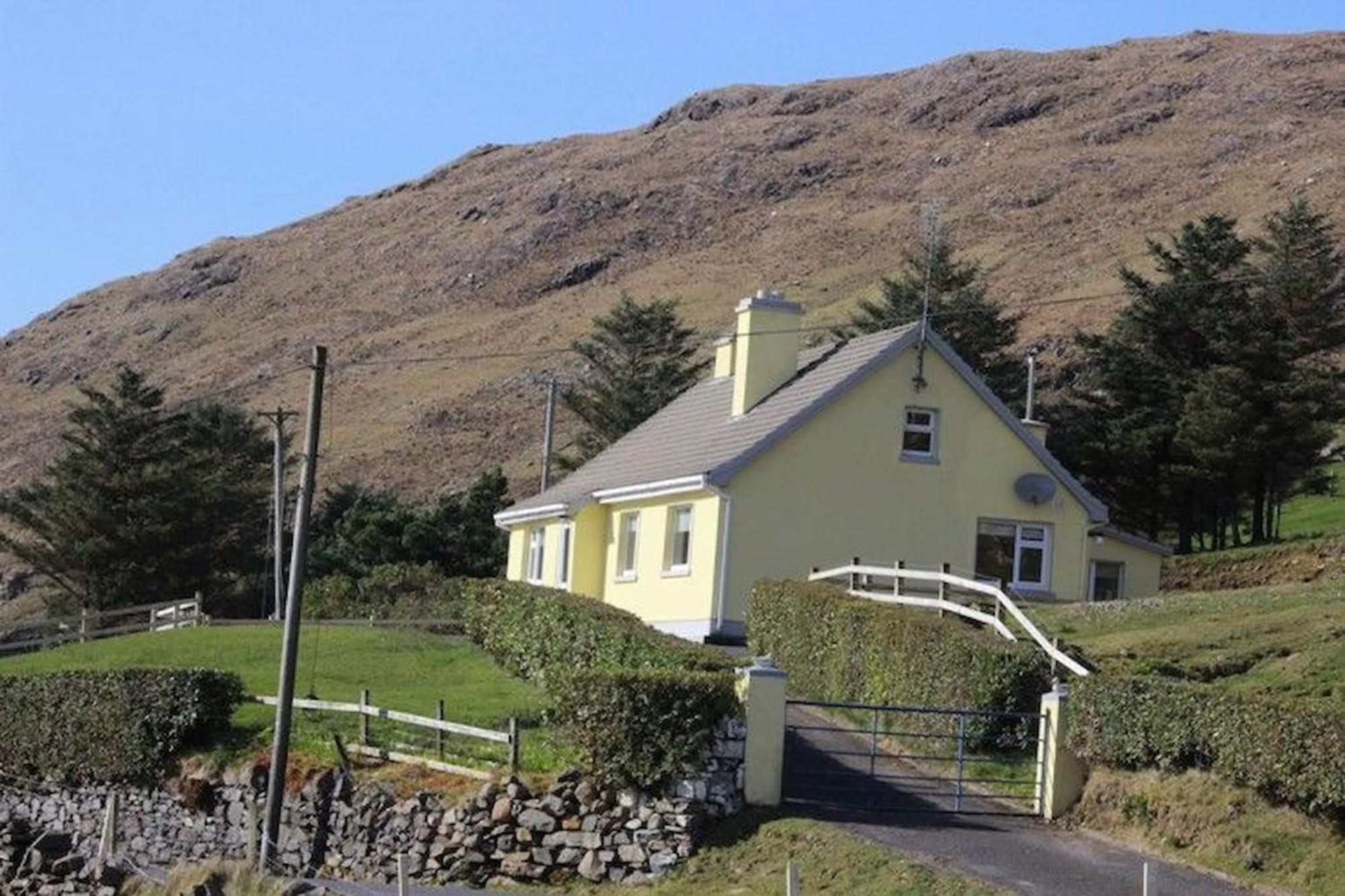 Lough Fee Renvyle Villa Екстериор снимка